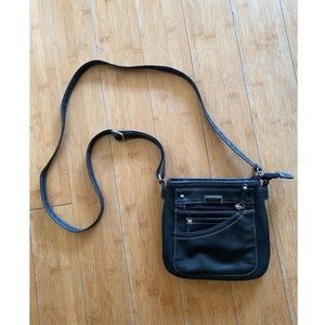 🖤 Rossetti Crossbody Bag 🖤